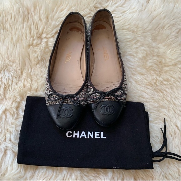 CHANEL Tweed Leather Toe Cap Classic Designer Blogger CC Flats 35 - Picture 3 of 15